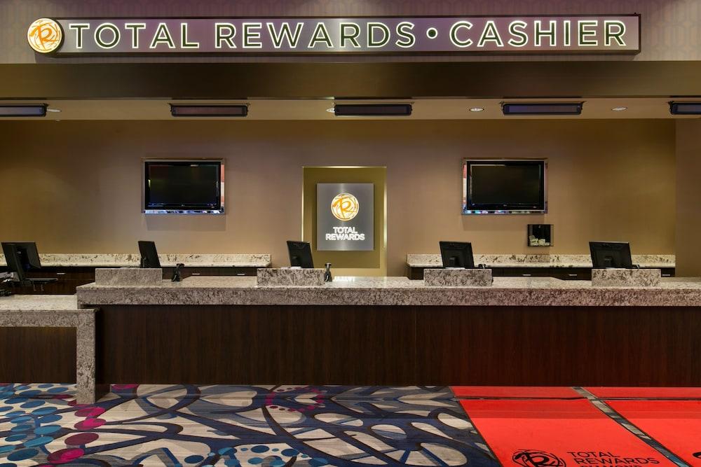 Harrah'S Casino & Hotel Council Bluffs Exterior photo